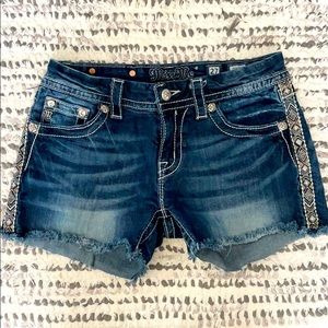MissMe cutoff shorts